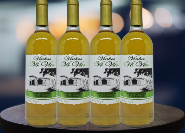 Kit com 4 garrafas Fino Branco Seco Moscato